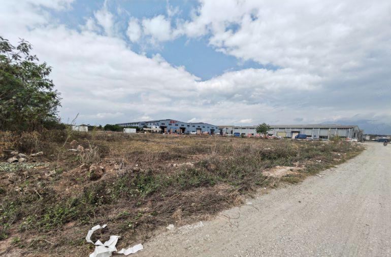 原房东滴水10米高5500平，空地7000平可分租远离居民