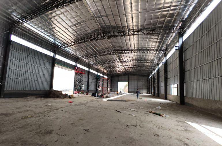 可做有噪音气味粉尘行业单一层900平，周边无居民