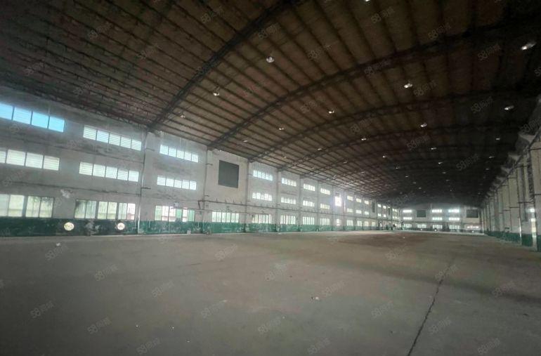 独门独院滴水10米长度130米空地12000全部硬化