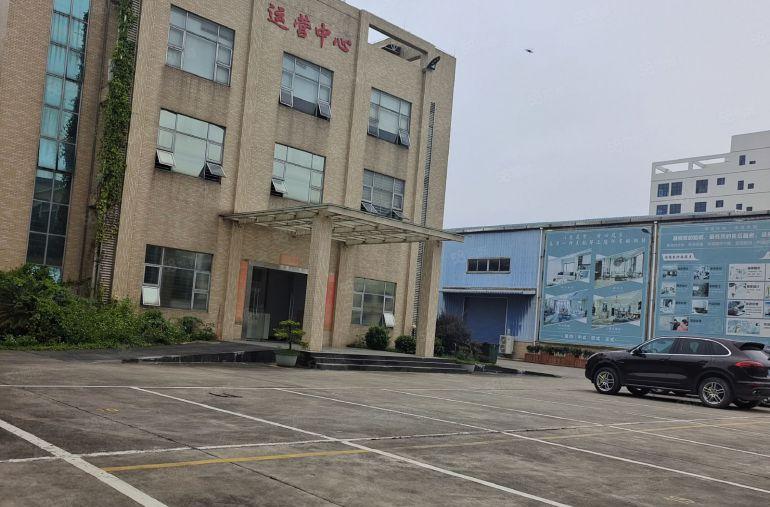 博罗石湾单一层独院豪华办公室装修滴水10米带消防喷淋厂房出租