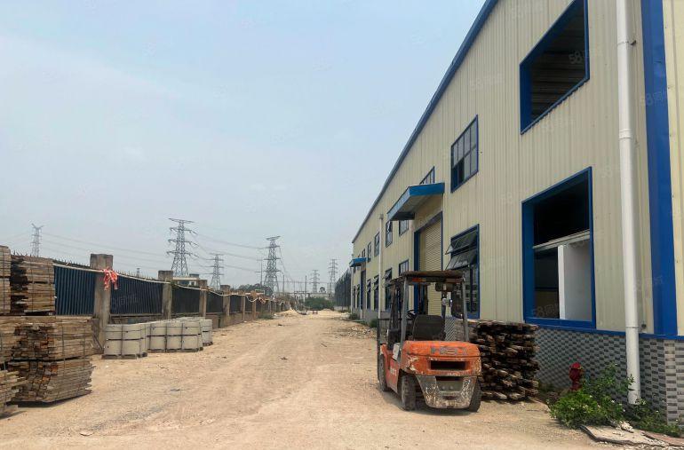 重工业厂房国道附近高速路口原房东