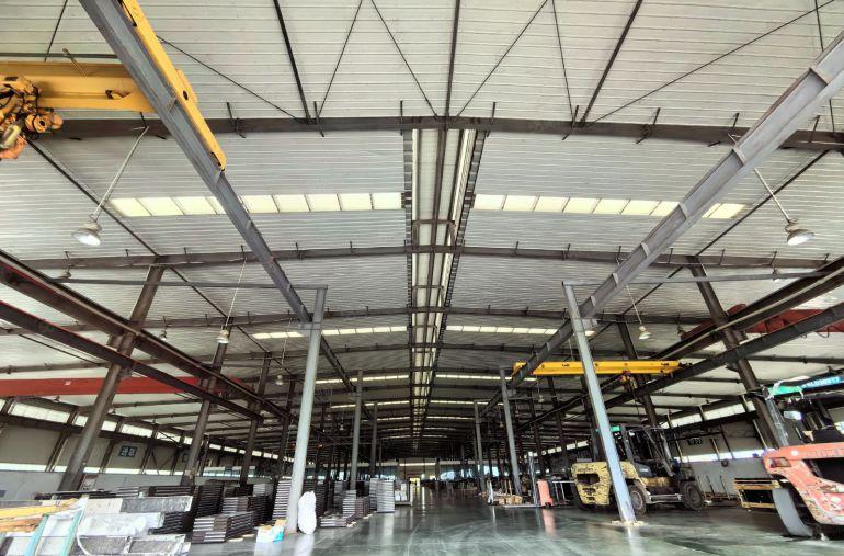 博罗县石湾镇滴水十米重型钢构出租，空地一万方，形象好高速口