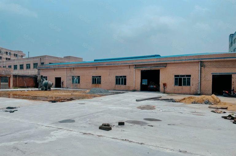 博罗石湾原房东独院单一层低价出租，车间1500平方，空地超大