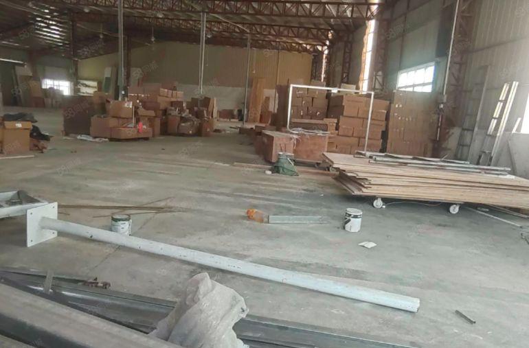 园洲镇新出独院钢构厂房1750平出租