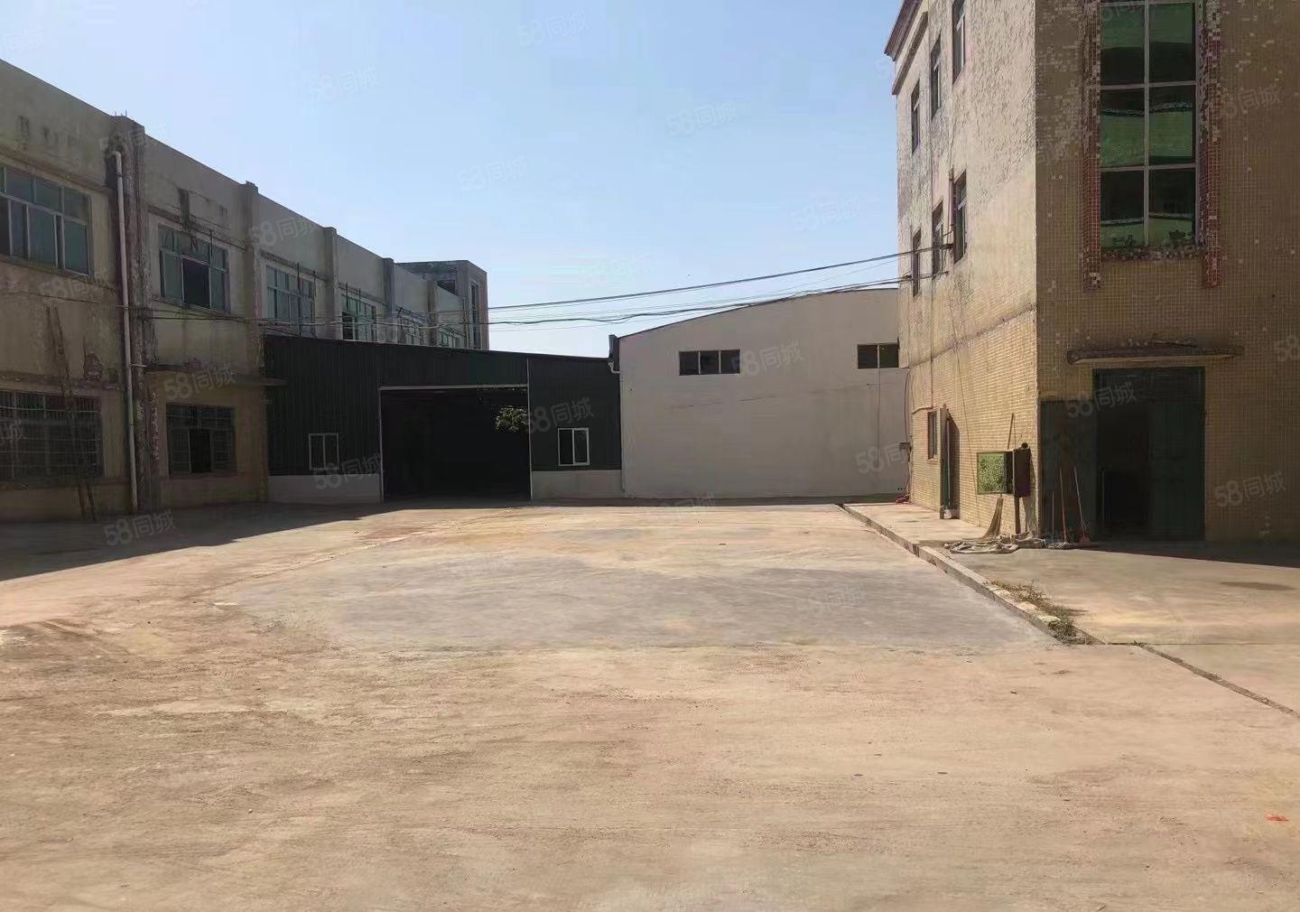 独院靓标准厂房出租面积10500平方，宿舍配套，可以分租整租