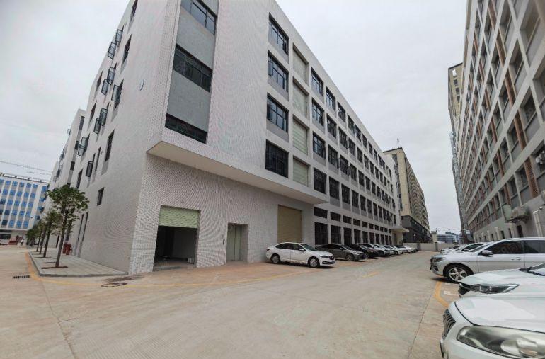 原房东8块钱，全新标准厂房单层4800平，车间长度160米