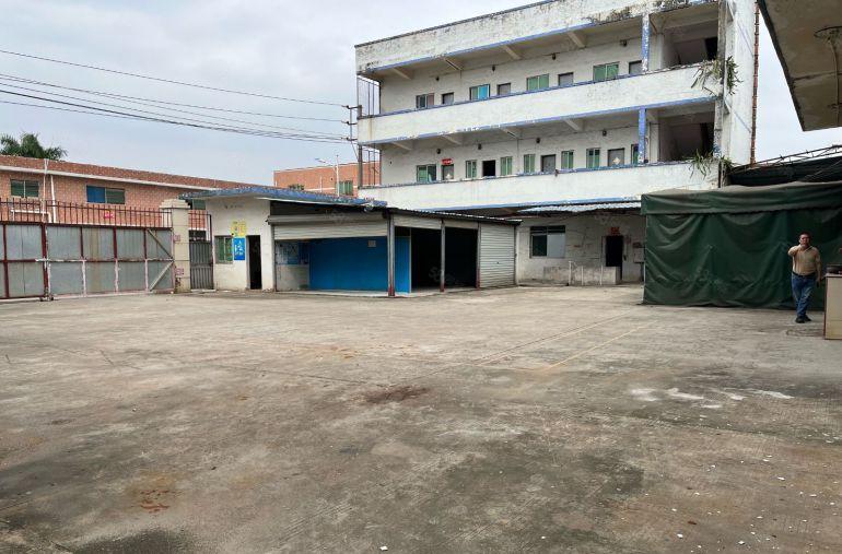 园洲原房东独门独院砖墙到顶厂房出租，可排水酸洗有现成喷粉环评