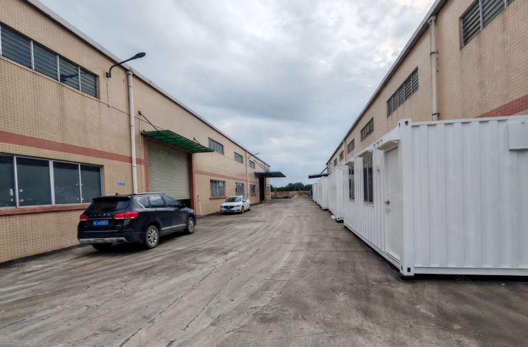 园洲镇，独院单一层厂房3000平米，宿舍办公600平米出租