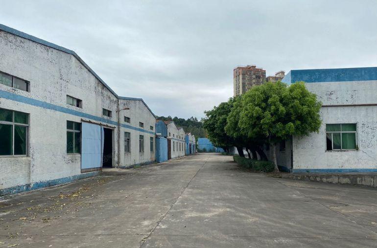 10元钢结构厂房出租大小可分租四角楼高速口独院34000平