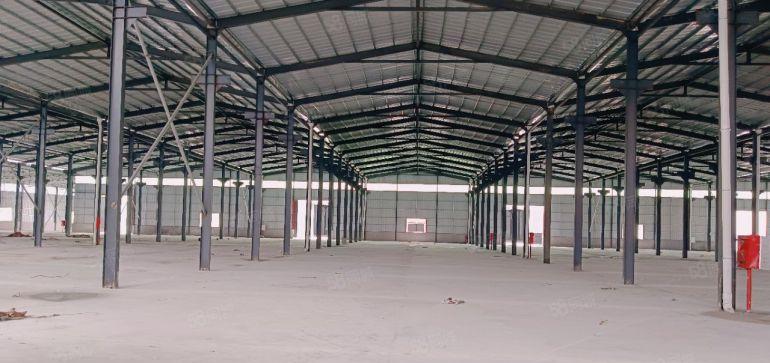 喷油喷漆工业区厂房低价出租8000平方，可分租，可做小污染。