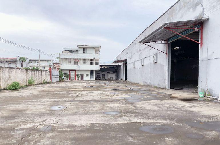 园洲钢结构独门独院厂房出租，厂房空地一比一，现成办公室