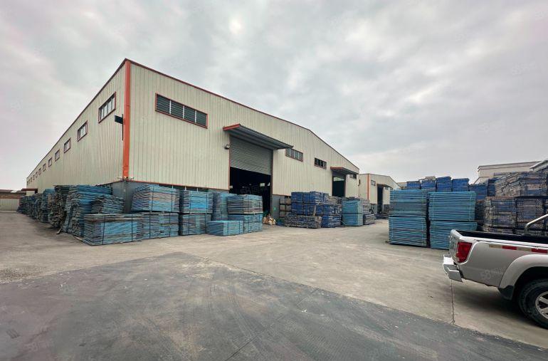 原房东5000平方行车4台免费用独院厂房出租