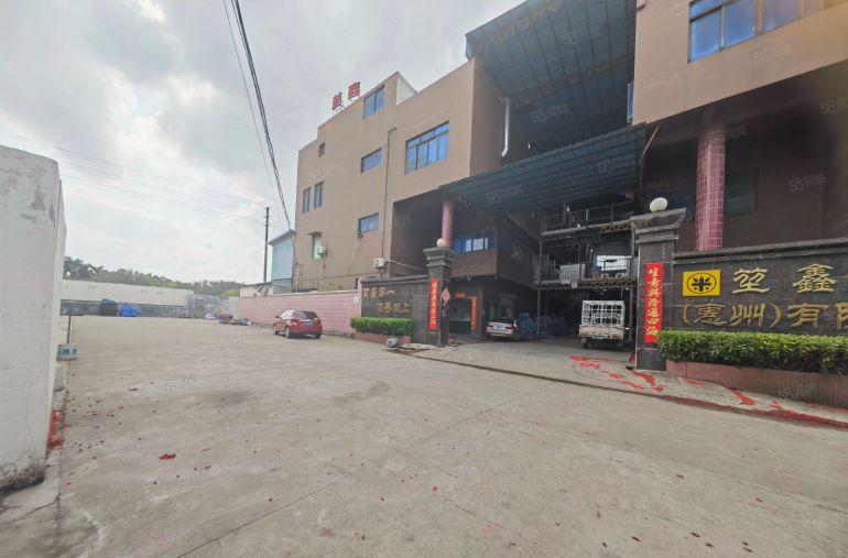 塑胶玩具厂分租楼上一层900平米，招工方便