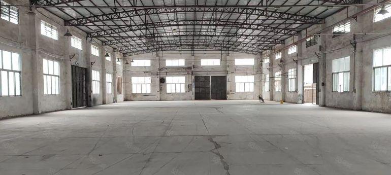 园洲镇原房东单层厂房2300平米，宿舍500