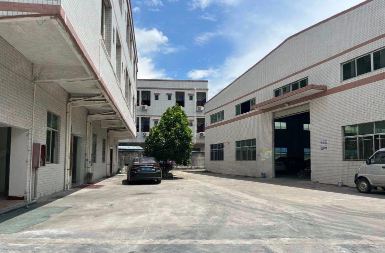 500平起分租石湾镇汽车城原房东砖墙到顶单一层厂房低价出租