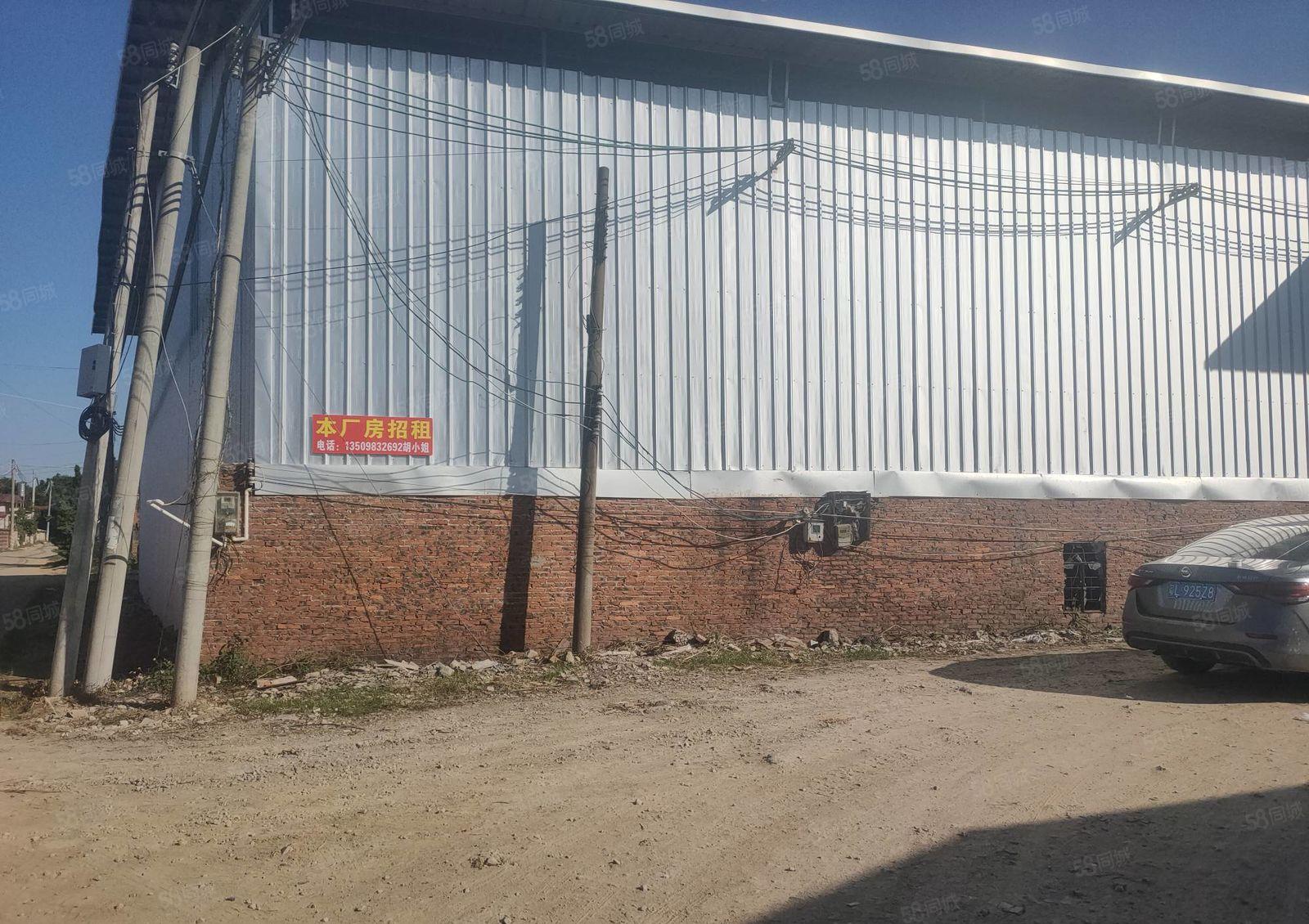 龙溪镇靠桥头独院单层出租，厂房1500平方，空地800平方