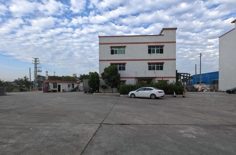 园洲镇原房东滴水11米高钢构厂房4200平米，实际面积出租