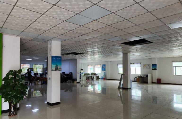 龙溪独门独院标准厂房，证件齐全，交通便利好招工