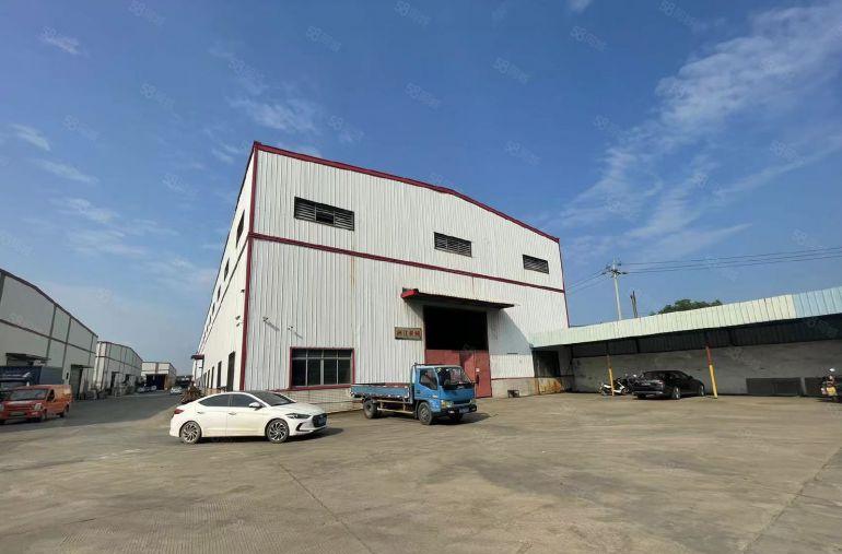 园洲带现成航车的厂房出租7500方，滴水9米水电齐全，可分租