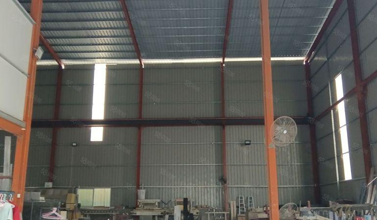 罗阳县城天虹商场附近新空出原房东700钢结构靓盘