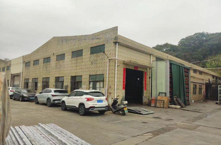 破碎抽粒喷油厂房出租500至3500平方10元一平