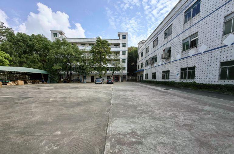 石湾原房东5000平独门独院厂房办公室仓库低价出租超大空地