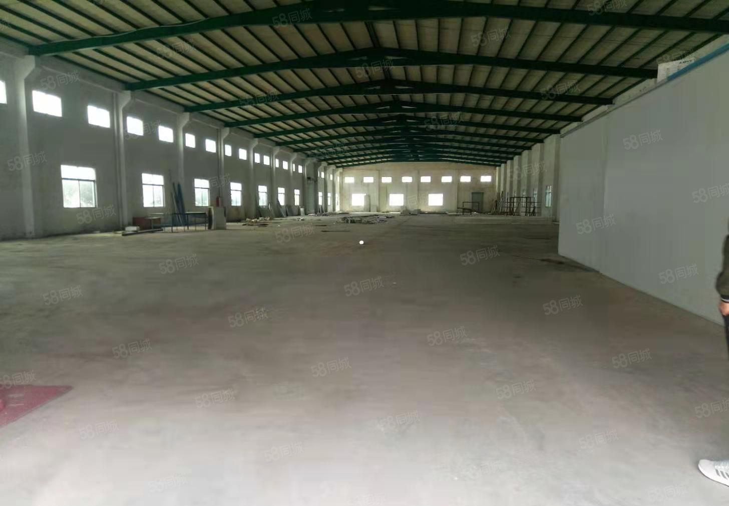 龙溪镇正规工业园出租，可以小污染喷油喷漆厂房出租，可办环评