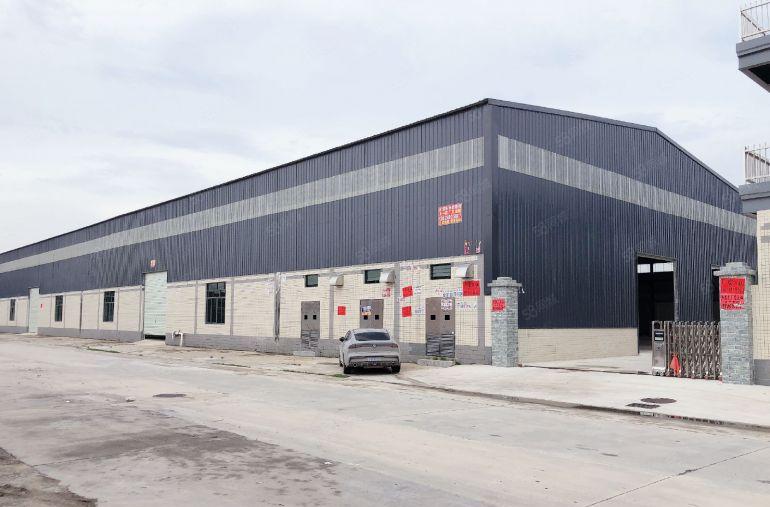 石湾新出滴水8米独院，免租3个月，现成办公室主线到位厂房出租