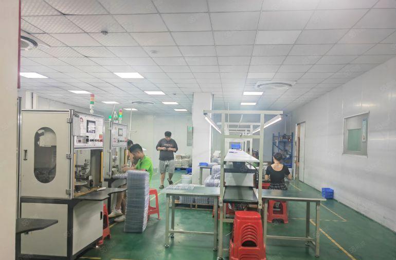 园洲上南现成无尘车间原房东厂房1300平，办公室齐全价格便宜