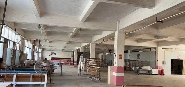 福田镇带喷油环评厂房4500平米现成环评现成喷油房拎包入驻。