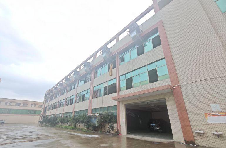 8元，石湾原房东标准厂房出租！只要8元一平方。