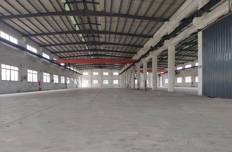 高十米现成航车天然气丨石湾自用厂房出租7680方，可分租。