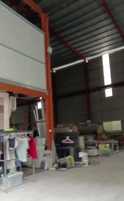 罗阳县城天虹商场附近新空出原房东700钢结构靓盘