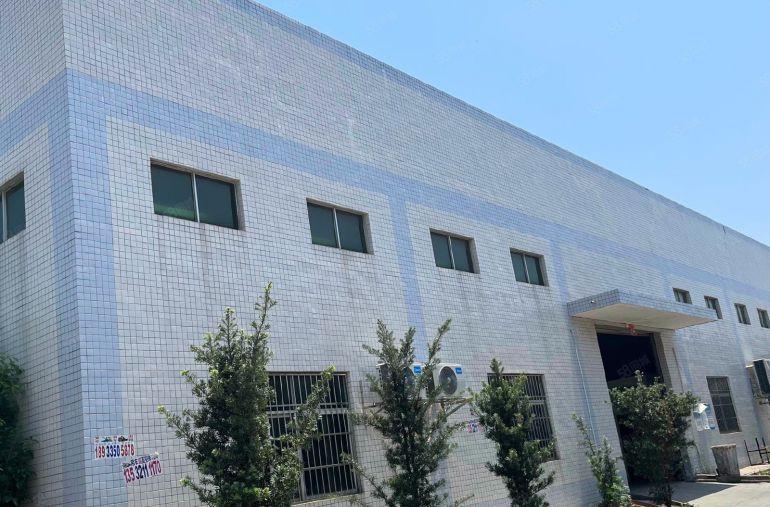 龙溪镇原房东钢结构厂房出租，现成主线400，现成办公室