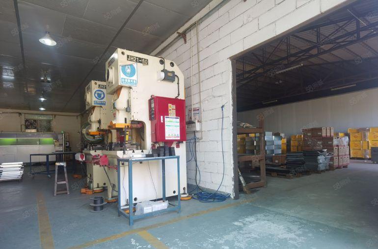 博罗园洲独门独院钢构厂房3600平米低价出租带装修水电出