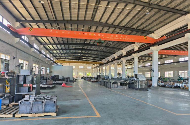 花园式独院原房东9米单一层厂房13000平 空地18000平