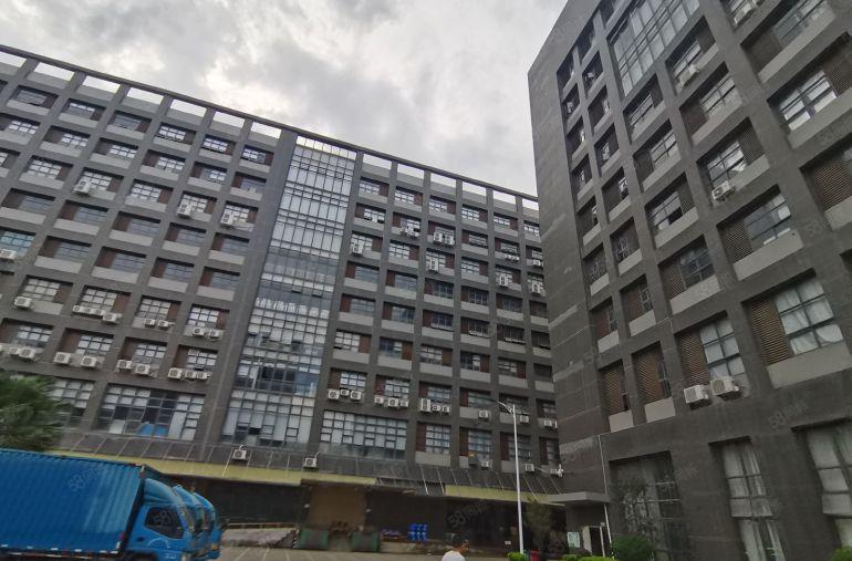 博罗石湾附近工业区带装修原房东红本独栋厂房出租大小可分租