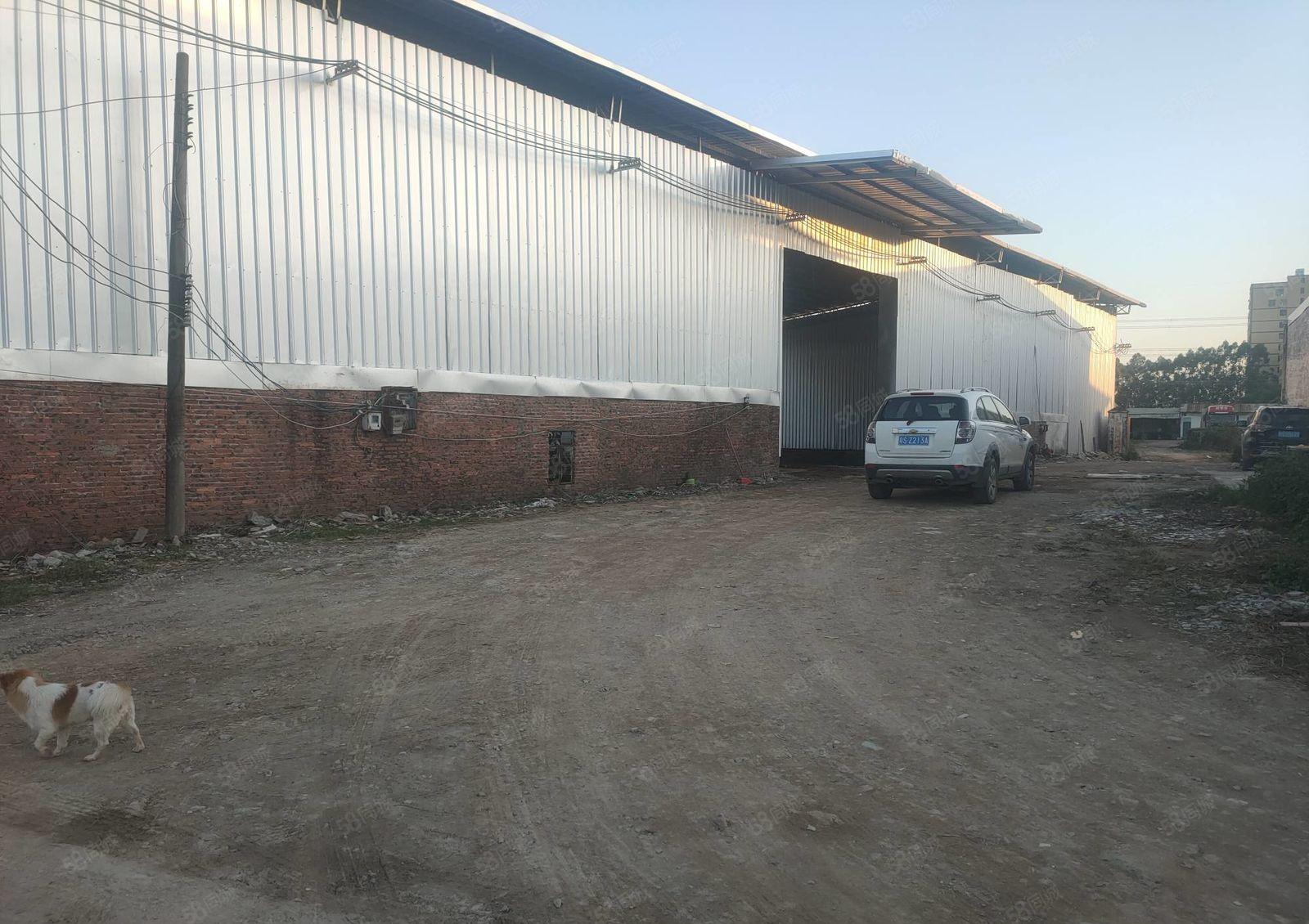 龙溪镇靠桥头独院单层出租，厂房1500平方，空地800平方