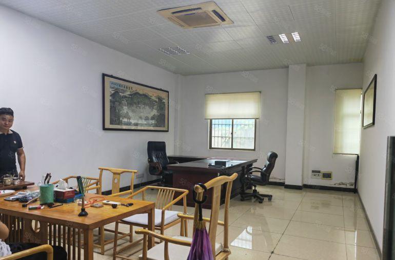 电池组装看过来2000平，地坪漆带牛角，已装修，水电齐