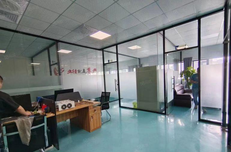 低价带装修博罗石湾工业园楼上1500平厂房出租全新地坪漆