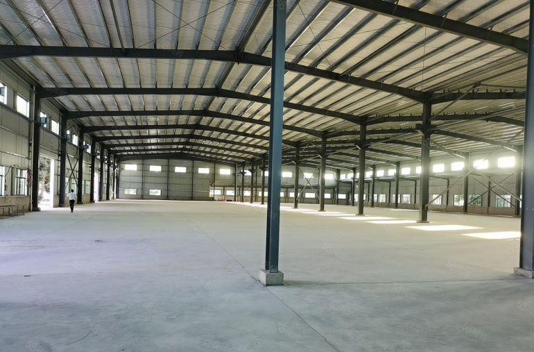 免租期3个月，龙溪钢构独院，滴水8米，空地大，一千平起可分租