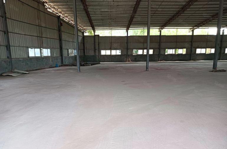 4000平方的厂房配有6000平方的空地