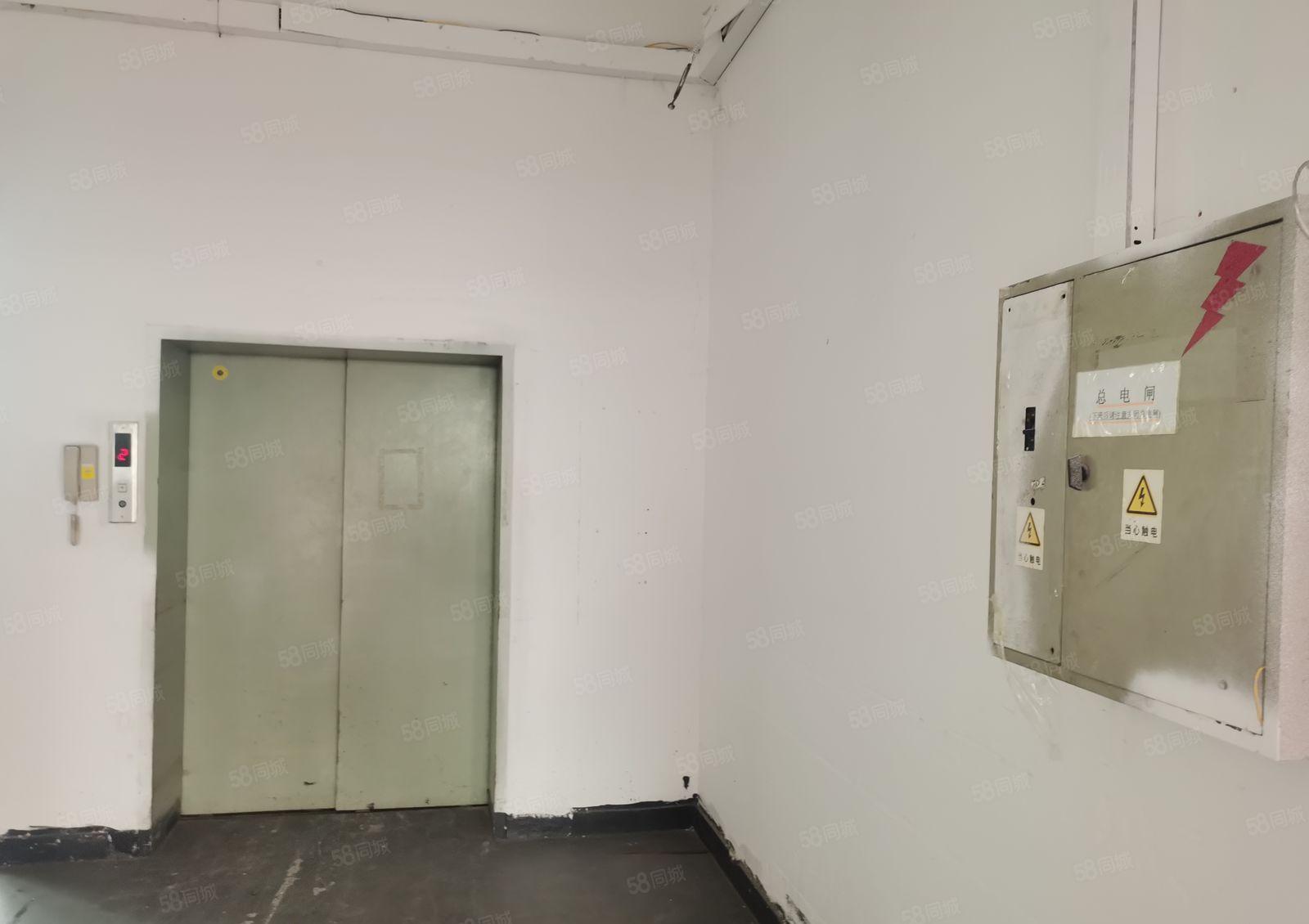 独院厂房16000平米水电齐全空地大交通方便形象好手续齐全