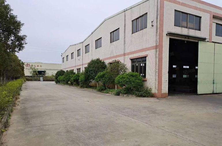 石湾镇原房东独门独院单一层砖墙到顶厂房3200平方，带航车