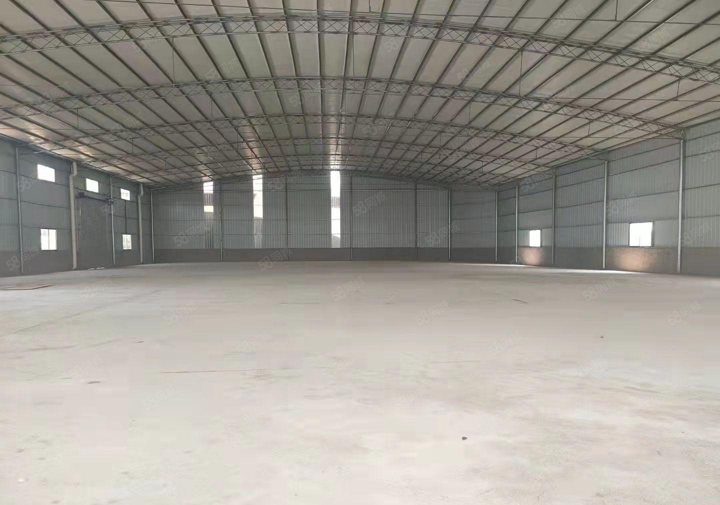 新出单一层独院钢构2100平方厂房出租，证件齐全，环评无忧