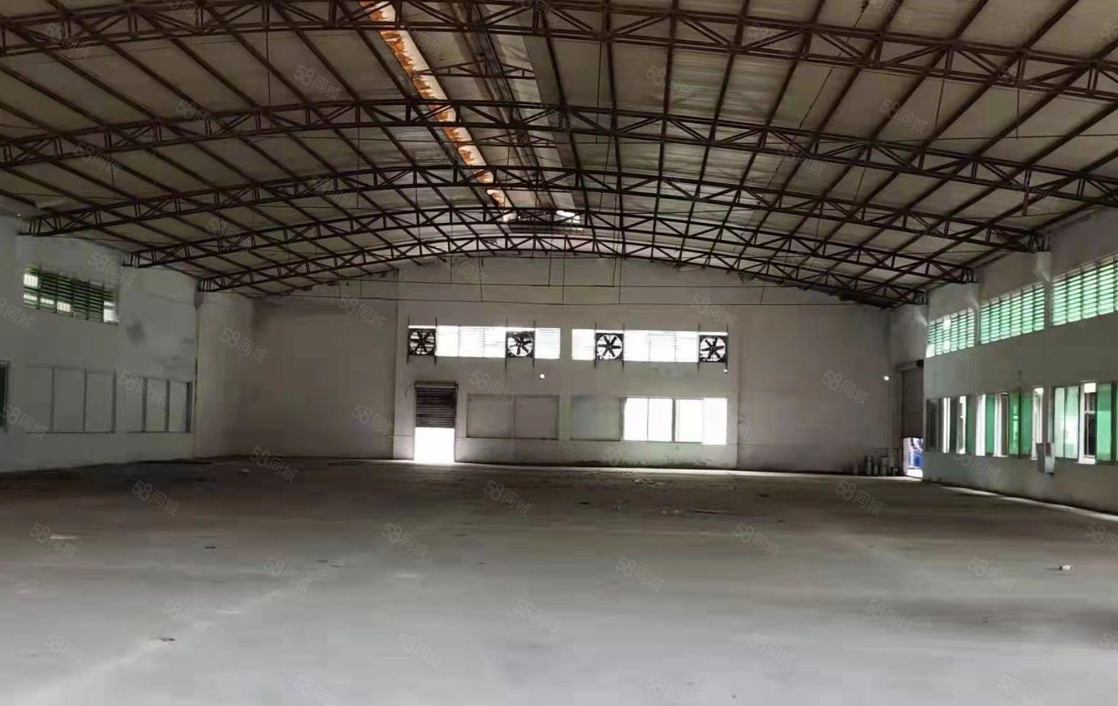 石湾钢钩中间无柱子空地大1800方厂房出租，格局方正实用