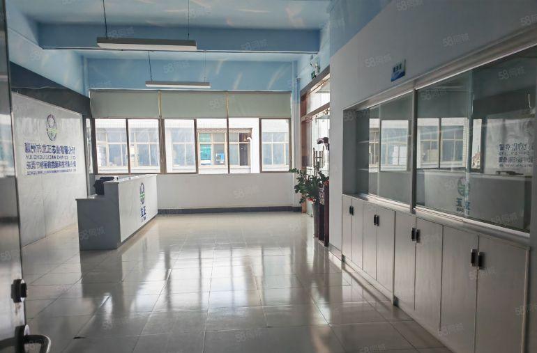 10块钱现成办公室装修，车间现成地坪漆楼上1800平有货梯