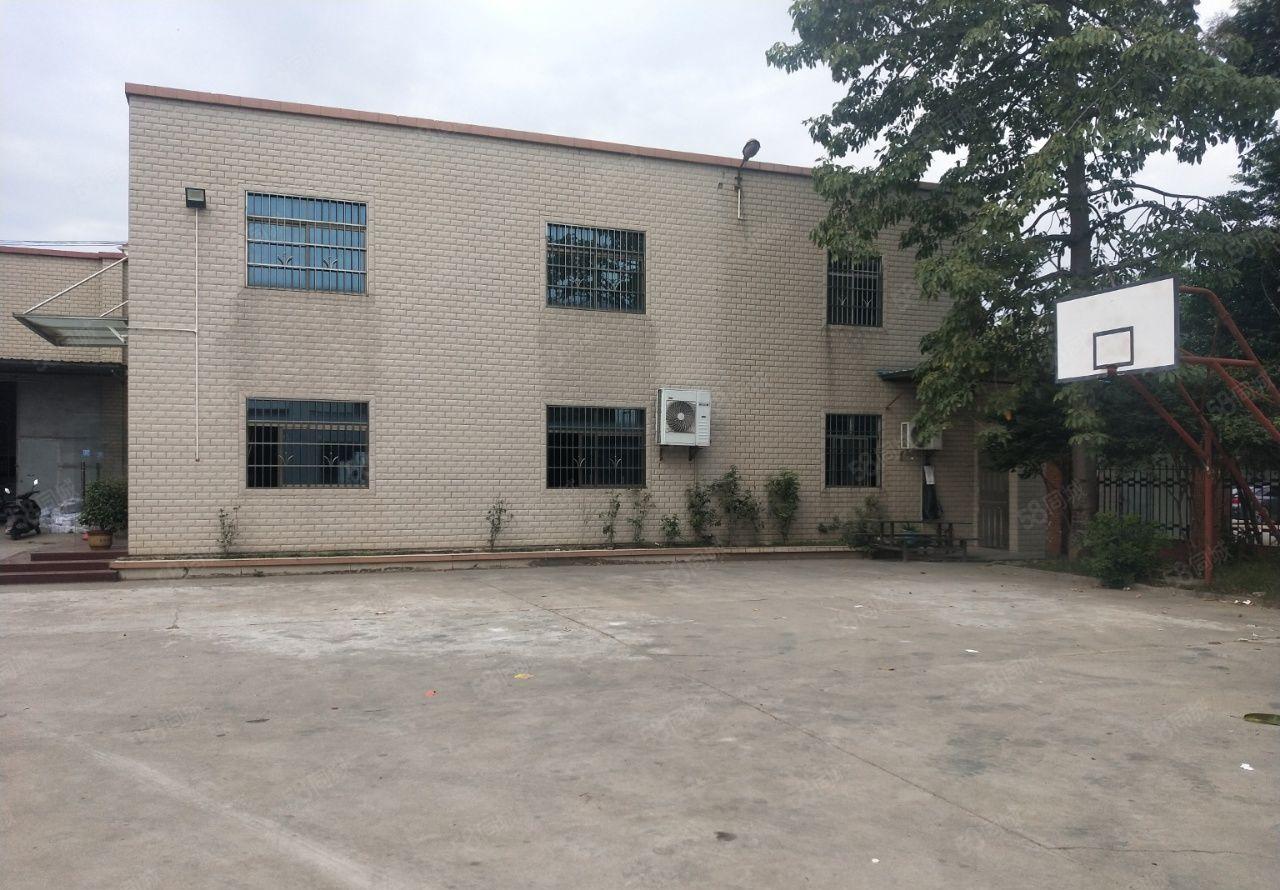 新出砖墙到顶单一层3850平方带现成独立办公室宿舍形象好价格