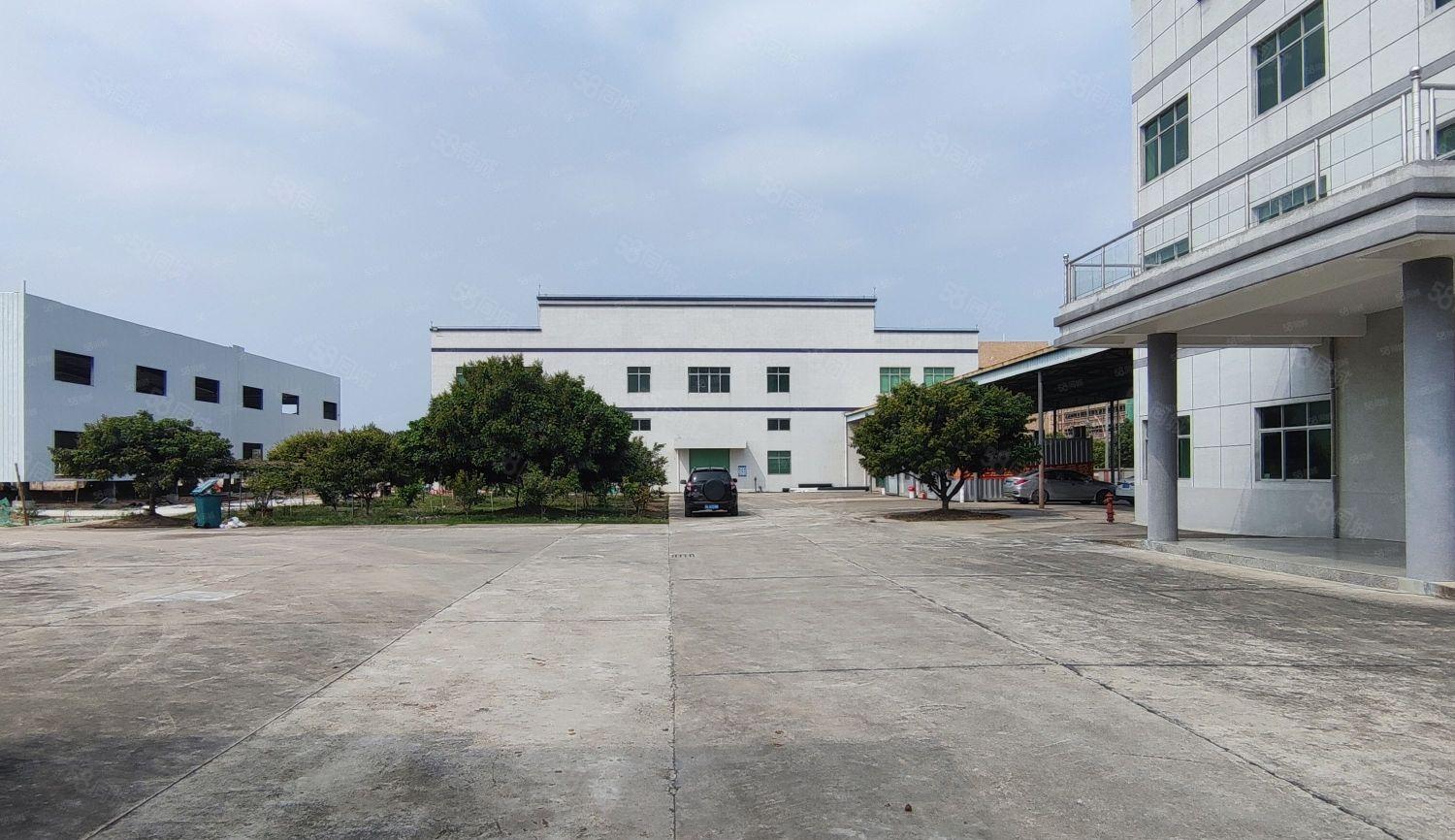 龙华镇独院红本钢构8000方，可分租，双证齐全周边无居民方正