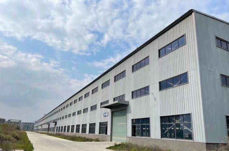 重型工业厂房，钢结构厂房，证件齐全，可装20吨行车。